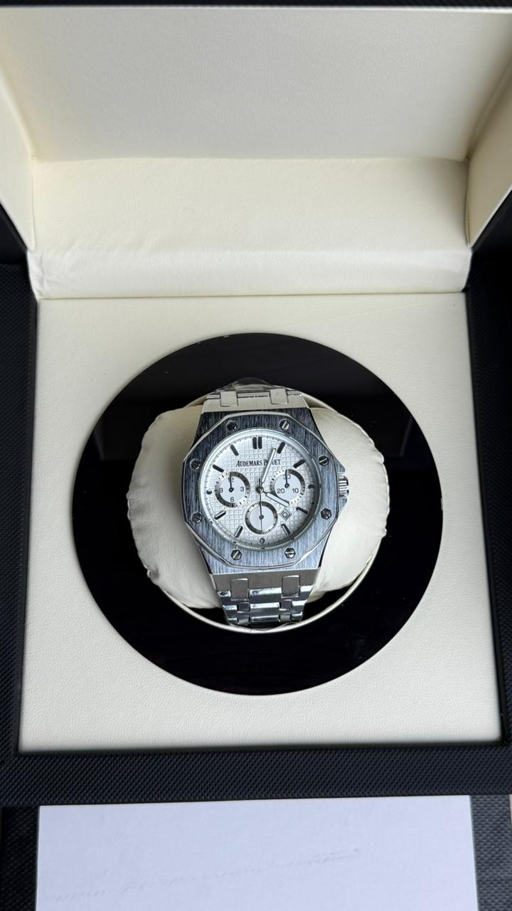 Audemars Piguet | Silver Chain White Dial | Premium Quality