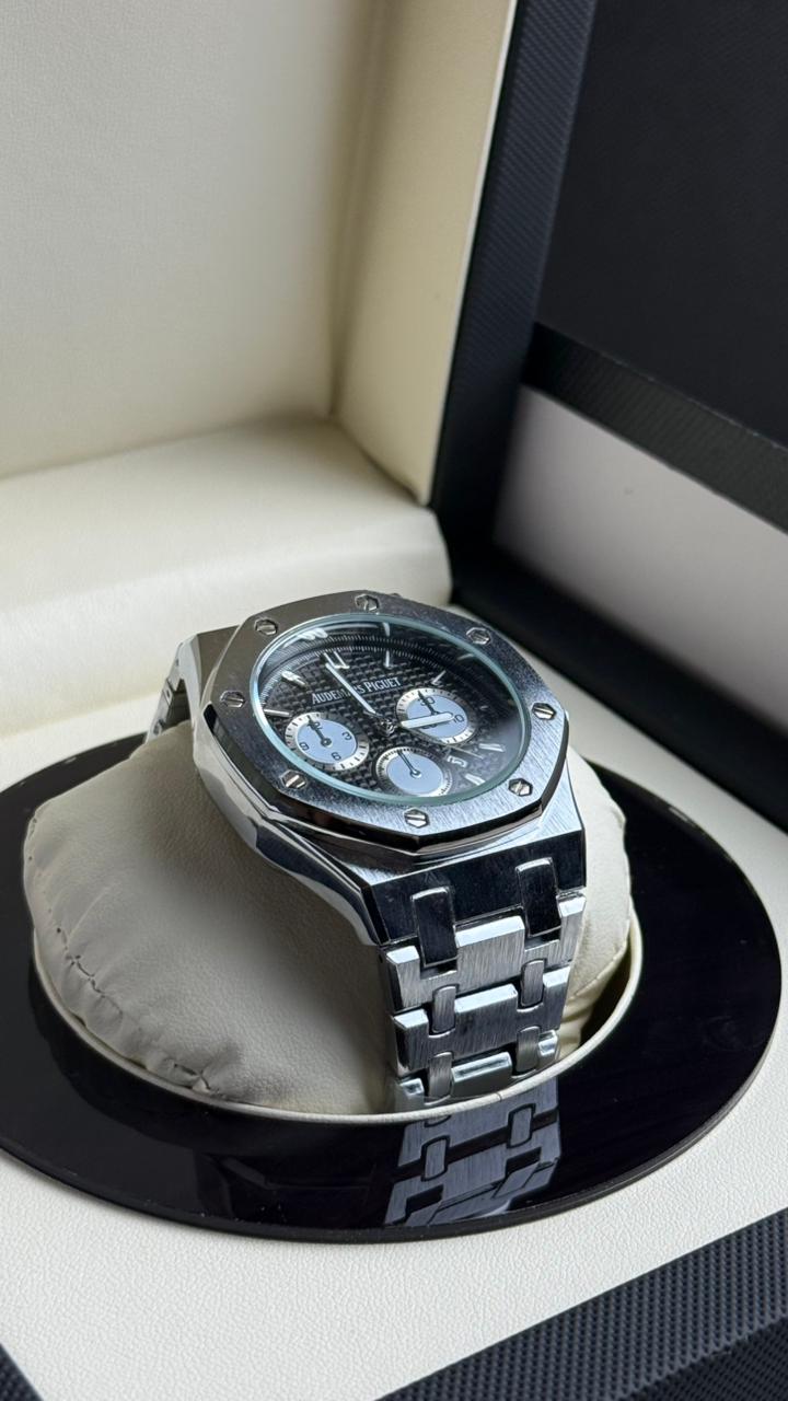 Audemars Piguet | Silver Chain Black Dial | Premium Quality