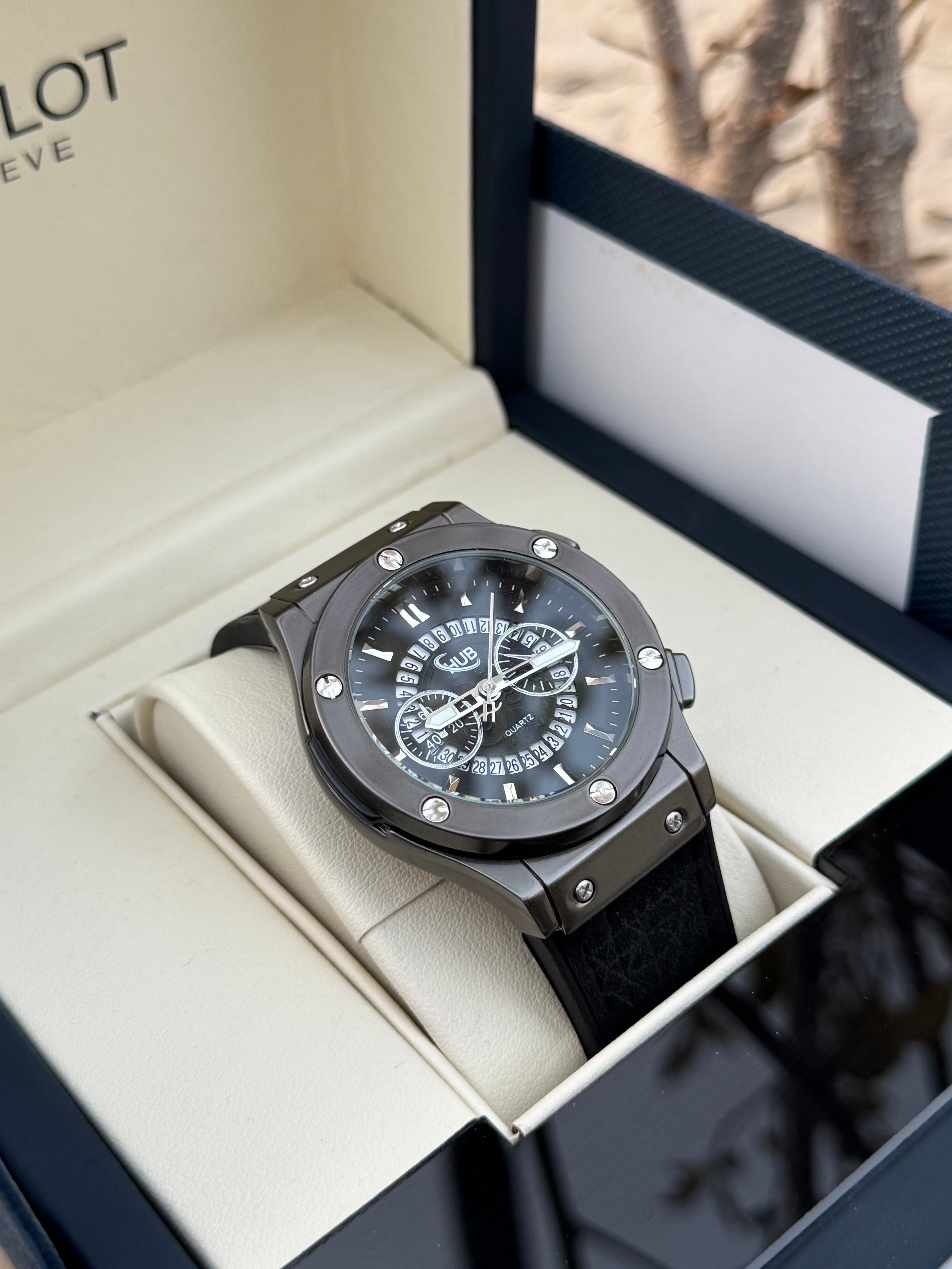 Hublot Big Bang | All Black | Quartz Movement