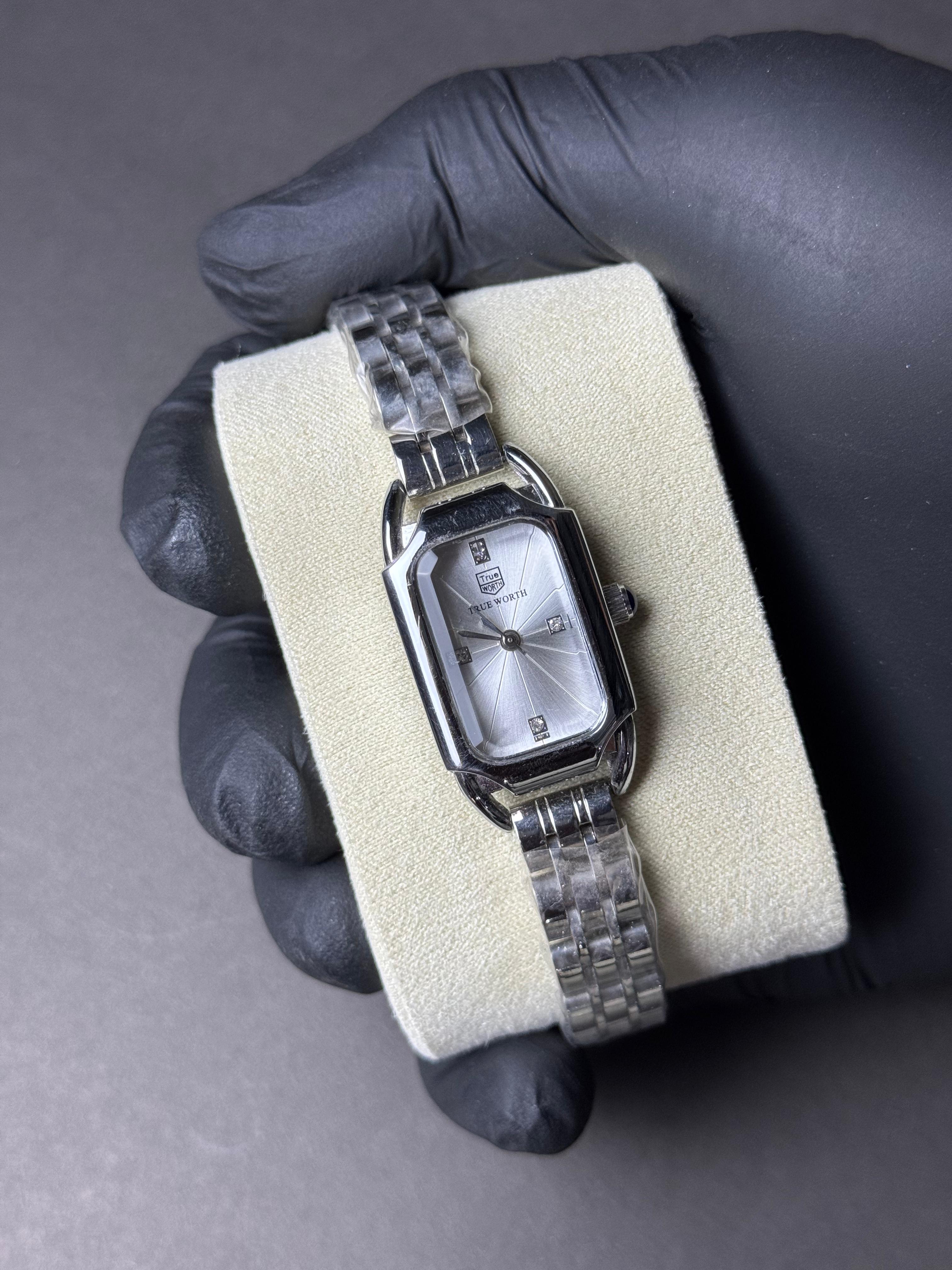 True Worth Rectangle | Silver | Premium Quality