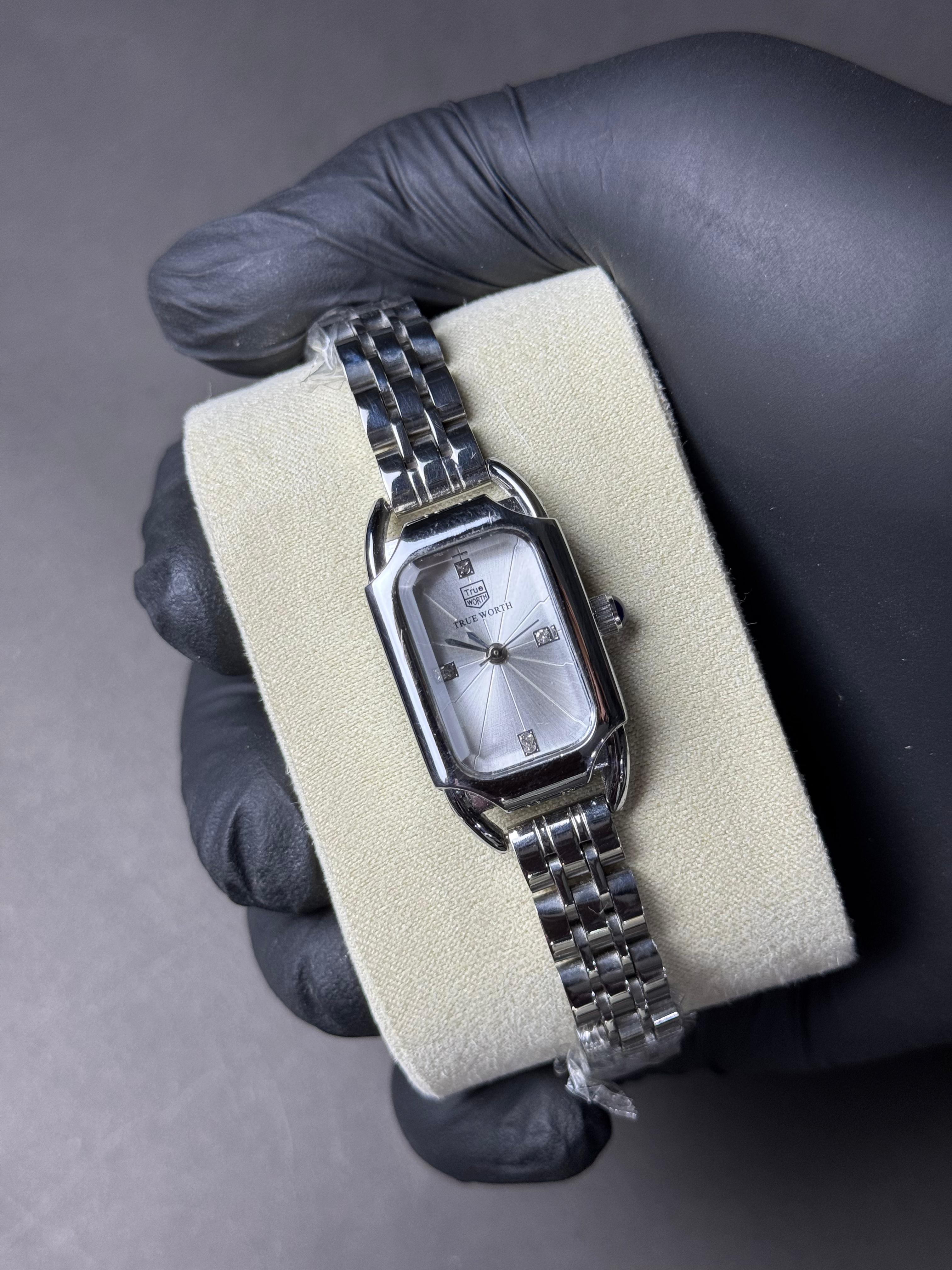 True Worth Rectangle | Silver | Premium Quality