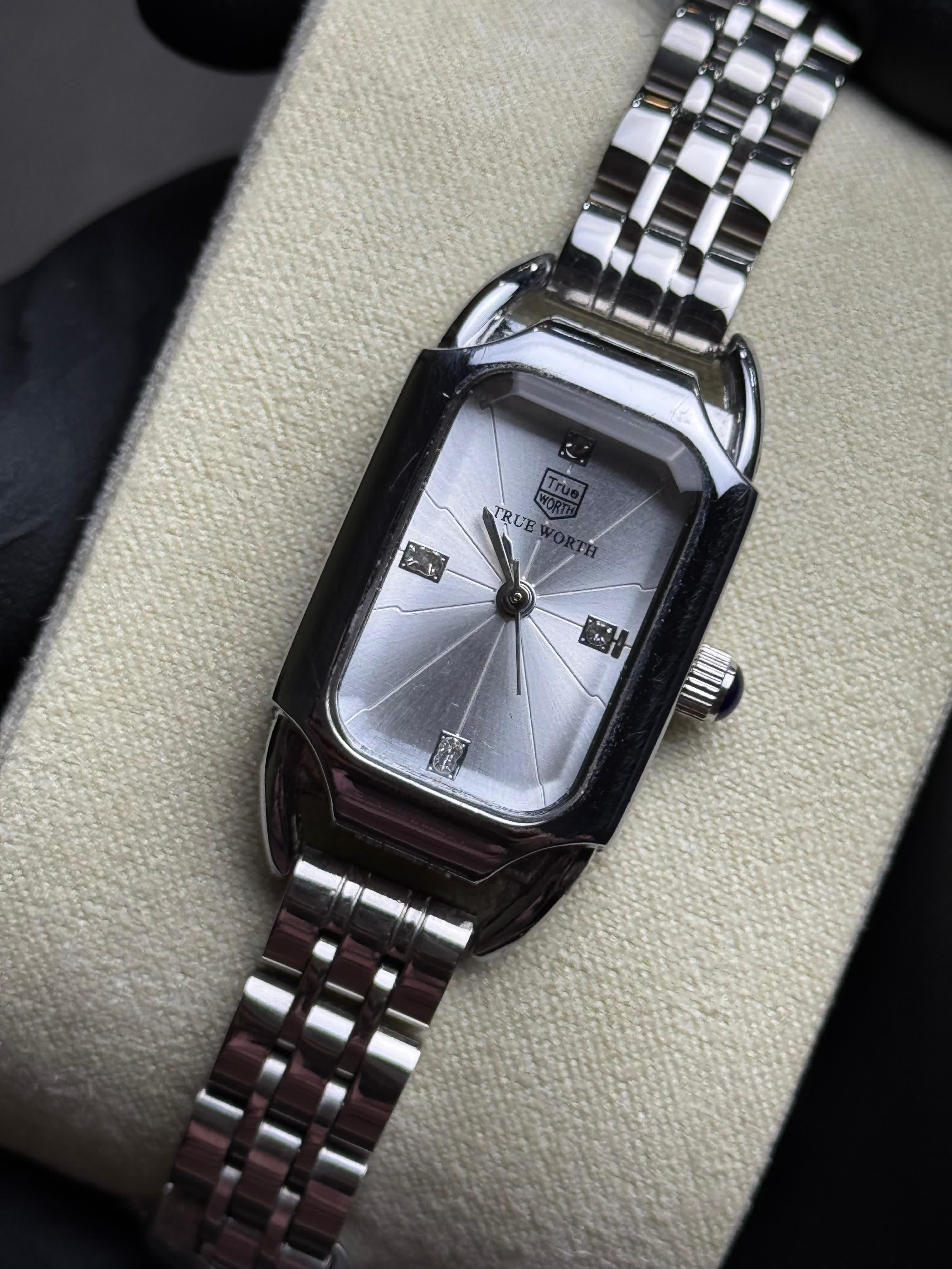 True Worth Rectangle | Silver | Premium Quality