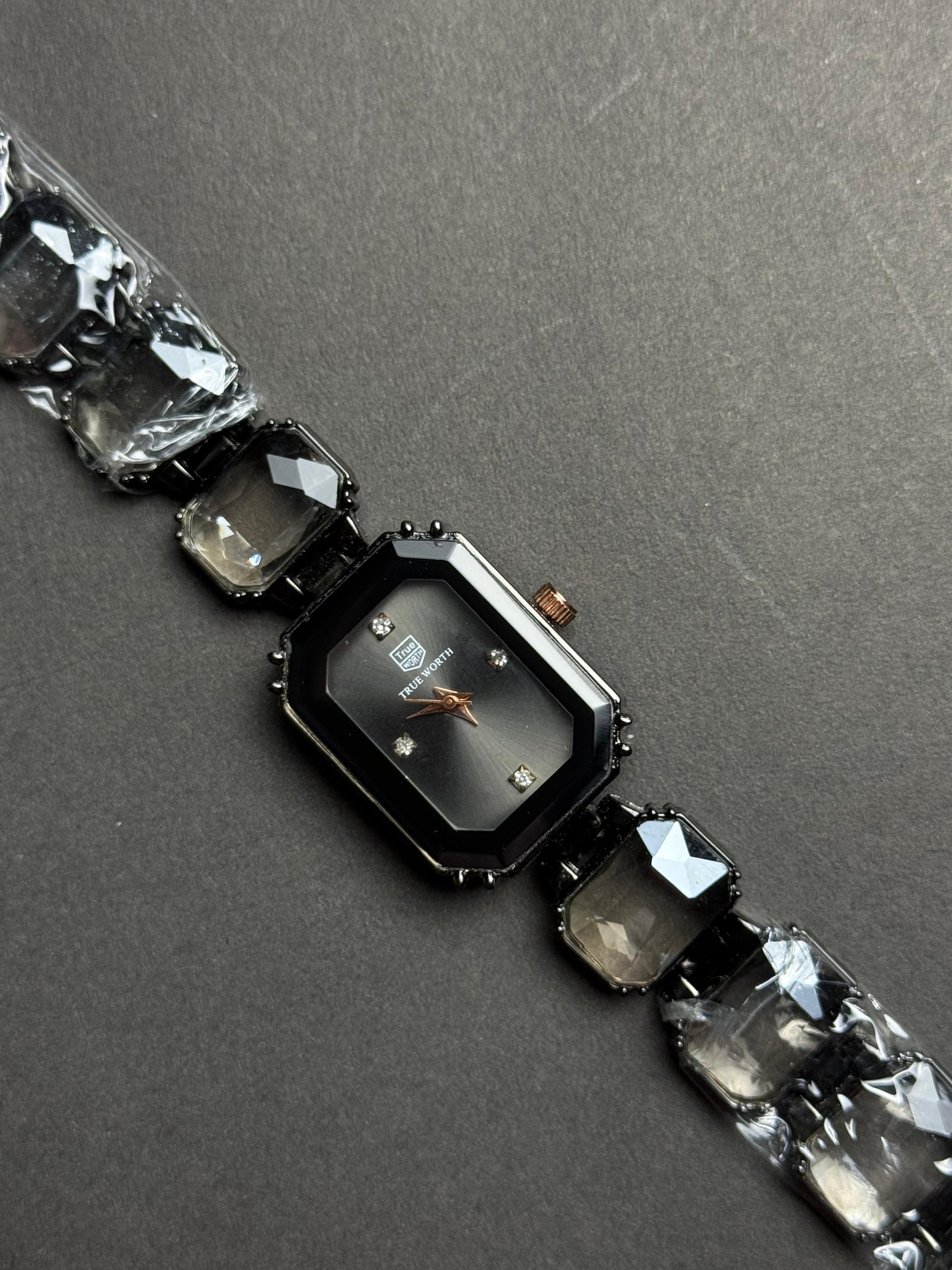 True Worth | Black Stone Chain | Premium Quality